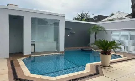 Casa em condomínio fechado com 4 quartos à venda no Recreio dos Bandeirantes, Rio de Janeiro 