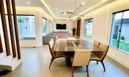 Casa de Alto Padrão em condomínio no Recreio dos Bandeirantes, Avenida das Américas - analisa permuta