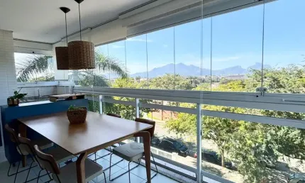 Apartamento na Barrada Tijuca no condomínio Alpha Green