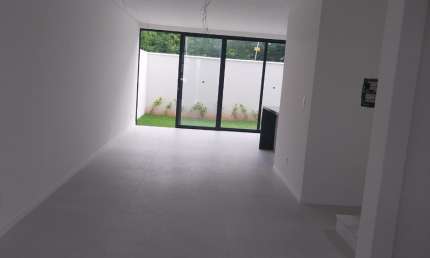 CASA 5 QUARTOS (4 SUÍTES) À VENDA NA VILA FLORENÇA – CONDOMÍNIO COM LAZER E PISTA DE SKATE