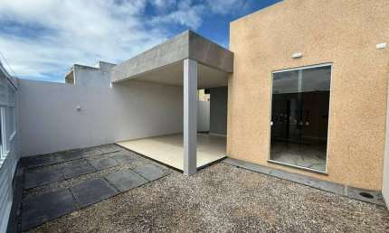 Casa no Luar da Barra - Qualidade de Vida Próximo à Praia!