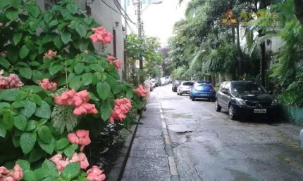 Vila fechada há 2 quadras do metrô sobrado reformado  3 dorms 1 suíte 1 vaga à venda, 136 m² por r$ 900.000 - santana - são paulo/sp