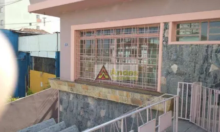 Casa com 3 quartos para alugar na Rua Conselheiro Moreira de Barros, Lauzane Paulista, São Paulo