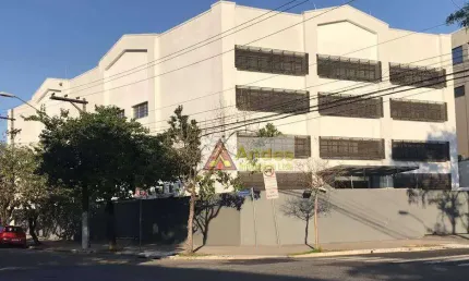Aluga-se Galpão com Escritórios (aprox. 2.300m²) para ocupação monousuário – Barra Funda