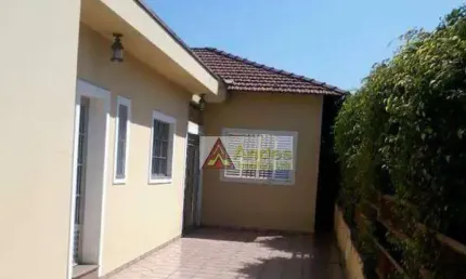Excelente Casa com 3 dormitórios à venda, 180 m² por R$ 680.000 - Jardim Tremembé - São Paulo/SP