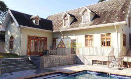 Casa Térrea Bairro com segurança 24 hrs Piscina Quintal Espaço Gourmet à venda, 550 a/t 250m² por R$ 3.500.000 - Conjunto dos Bancários  SP