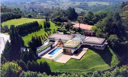Casa Térrea Estilo Europeu com Heliponto Homologado 4 Suítes Piscina 20 vagas  à venda, 1500 m² por R$ 5.500.000, - Serra da Cantareira - São Paulo/SP