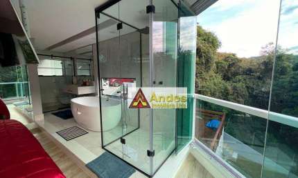 Luxuosa casa na Serra da Cantareira em condomínio 4 suítes, living conceito aberto, piscina e muito mais!
