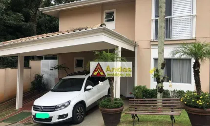 Sobrado à venda, 240 m² por R$ 1.500.000,00 - Tremembé - São Paulo/SP