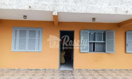 Apartamento térreo lado mar á venda, com 2 dormitórios, Balneário Canoas
