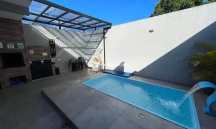 Casa com 3 quartos à venda na Rua Aracaju, 141, Centro, Matinhos