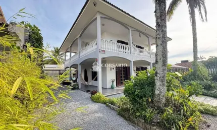 Casa com 4 quartos à venda na Rua Noruega, 275, Praia de Leste, Pontal do Paraná