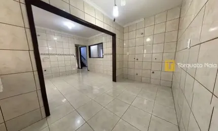 Ampla estrutura comercial com excelente distribuição de espaços e localização estratégica