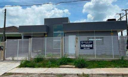 Casa com 3 dormitórios sendo 1 suite com closet à venda, bairro trianon por R$ 750.000 - Trianon - Guarapuava/PR