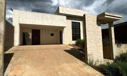 Casa com 3 dormitórios à venda, 129 m² por R$ 670.000,00 - Cascavel - Guarapuava/PR