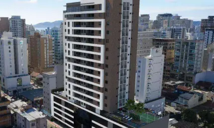 Apartamento na praia com 3 dormitórios à venda, 120 m² por R$ 1.753.003 - Meia Praia - Itapema/SC
