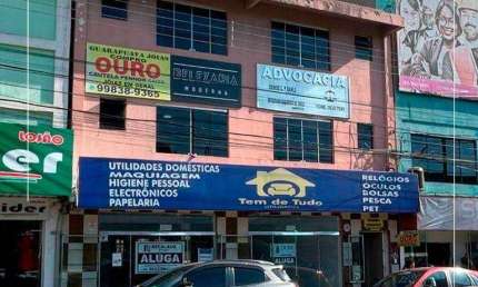 Prédio comercial com 8 salas em frente ao terminal da fonte!