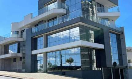 Imóvel comercial ideal para clínicas, escritórios em frente a Rodoviária
