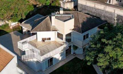 Sobrado com 3 dormitórios à venda, 230 m² por R$ 1.800.000,00 - Santa Cruz - Guarapuava/PR