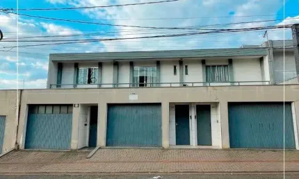 Amplo apartamento perto da cef (do cavalo) com 05 quartos e 02 vagas de garagem.