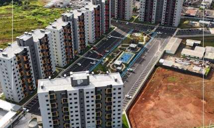 Apartamento com 2 dormitórios para alugar, 48 m² por R$ 1.800,00/mês - Batel - Guarapuava/PR