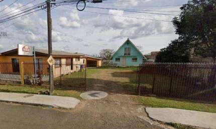 Casa com 3 dormitórios + chalé com 2 dormitorios terreno amplo de 1.180m à venda,  por R$ 850.000 - Morro Alto - Guarapuava/PR