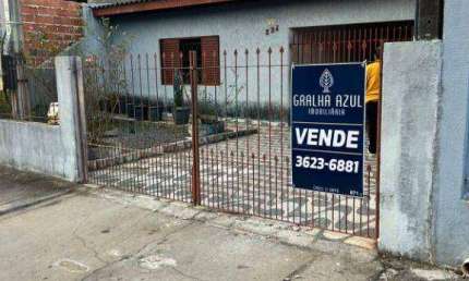 Casa com 4 dormitórios à venda, 163 m² por R$ 800.000,00 - Trianon - Guarapuava/PR