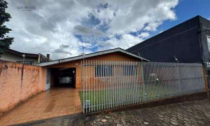 Casa para venda com ótima localização proximo a CAMPO REAL terreno com 480m²