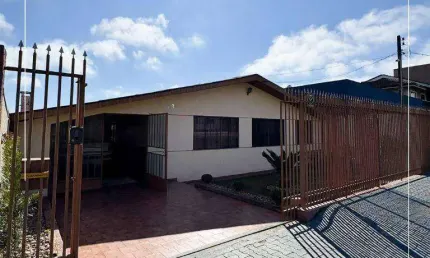 Casa com 3 dormitórios, 171 m² - venda por R$ 650.000,00 ou aluguel por R$ 3.000,00/mês - Santana - Guarapuava/PR