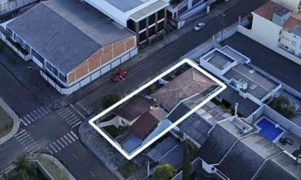 Casa com 3 dormitórios à venda, 223 m² por R$ 880.000,00 - Trianon - Guarapuava/PR