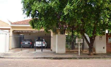 Casa para Venda em Presidente Epitácio, CRUZEIRO DO SUL, 3 dormitórios, 1 suíte, 1 banheiro, 2 vagas