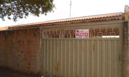 Casa para Venda em Presidente Prudente, NOVO BONGIOVANI, 3 dormitórios, 1 suíte, 1 banheiro, 2 vagas