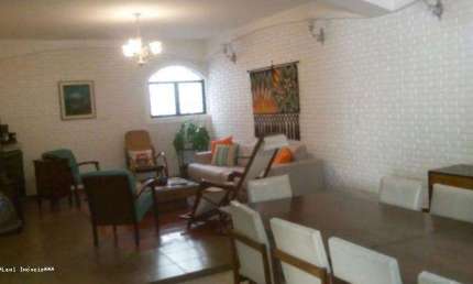 Casa para Venda em Presidente Prudente, CENTRO, 4 dormitórios, 2 suítes, 4 banheiros, 2 vagas