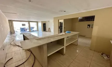 Casa para venda em presidente prudente, caiçara, 3 dormitórios, 1 suíte, 4 banheiros, 2 vagas