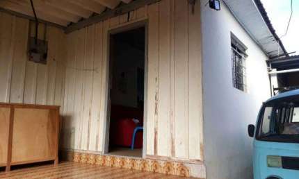 Casa para Venda em Presidente Prudente, VILA COMERCIAL, 4 dormitórios, 2 banheiros, 2 vagas