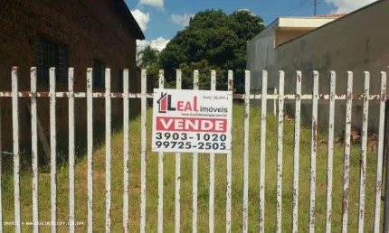 Terreno à venda no Centro, Tarabai 