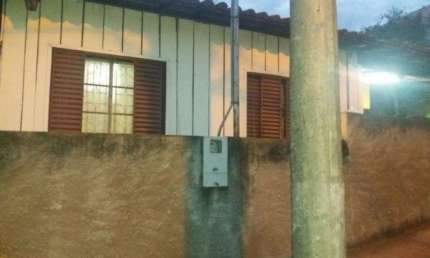 Casa para Venda em Presidente Prudente, INDUSTRIAL, 4 dormitórios, 1 banheiro, 2 vagas