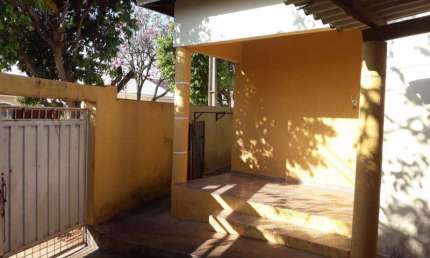 Casa para Venda em Presidente Prudente, EVEREST, 3 dormitórios, 1 banheiro, 2 vagas