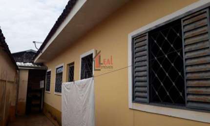 Casa para Venda em Presidente Prudente, VILA MARCONDES, 3 dormitórios, 1 banheiro, 2 vagas