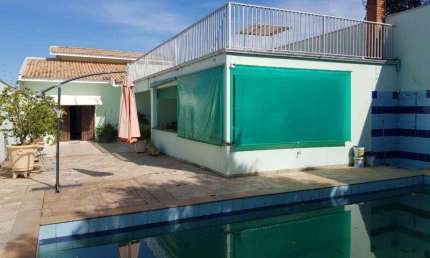 Casa para Venda em Presidente Prudente, AVIAÇÃO, 3 dormitórios, 3 suítes, 2 banheiros, 2 vagas