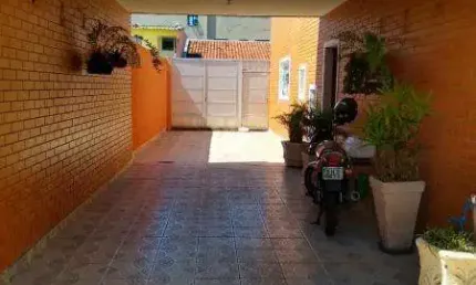 Casa para Venda em Presidente Prudente, BONGIOVANI, 3 dormitórios, 1 banheiro, 4 vagas