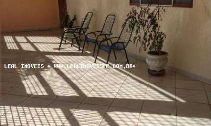 Casa para Venda em Presidente Prudente, RESIDENCIAL UNIVERSITARIO, 3 dormitórios, 1 suíte, 2 banheiros, 2 vagas