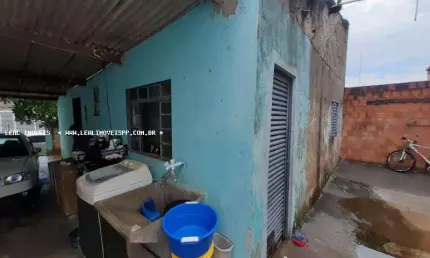 Casa para Venda em Presidente Prudente, BRASIL NOVO, 2 dormitórios, 1 banheiro, 2 vagas