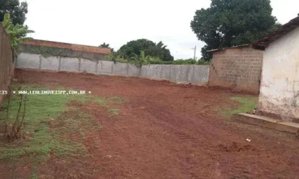 Terreno à venda no Centro, Tarabai 