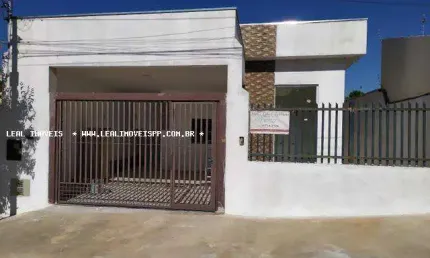 Casa para Venda em Presidente Prudente, MARÉ MANSA, 3 dormitórios, 1 suíte, 1 banheiro, 2 vagas