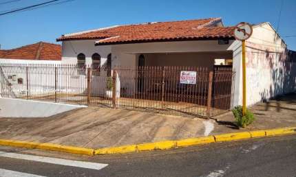Casa para Venda em Presidente Prudente, VILA TAZITSU, 3 dormitórios, 1 suíte, 1 banheiro, 3 vagas