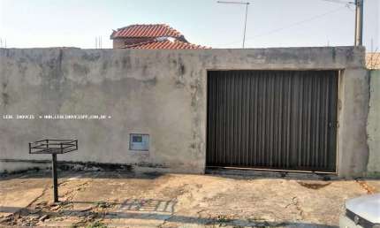 Casa para Venda em Presidente Prudente, PARAISO, 2 dormitórios, 1 banheiro, 2 vagas