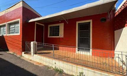 Casa para Venda em Presidente Prudente, MARISTELA, 2 dormitórios, 1 banheiro