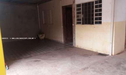 Casa para Venda em Presidente Prudente, BELO GALINDO, 2 dormitórios, 1 banheiro, 2 vagas