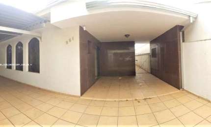 Casa para Venda em Presidente Prudente, BONGIOVANI, 3 dormitórios, 1 suíte, 4 banheiros, 2 vagas